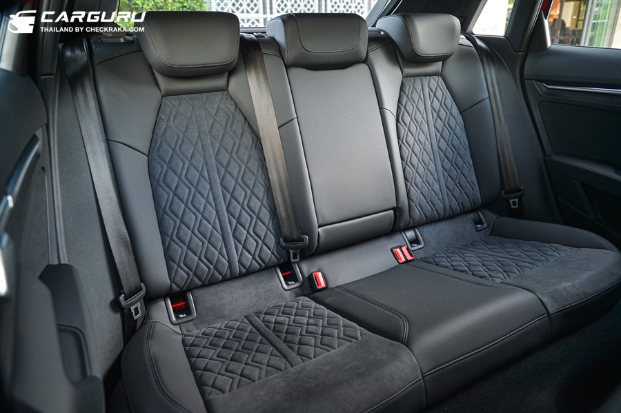 รูปภาพ อาวดี้ Audi RS 3 Sportback quattro ปี 2022