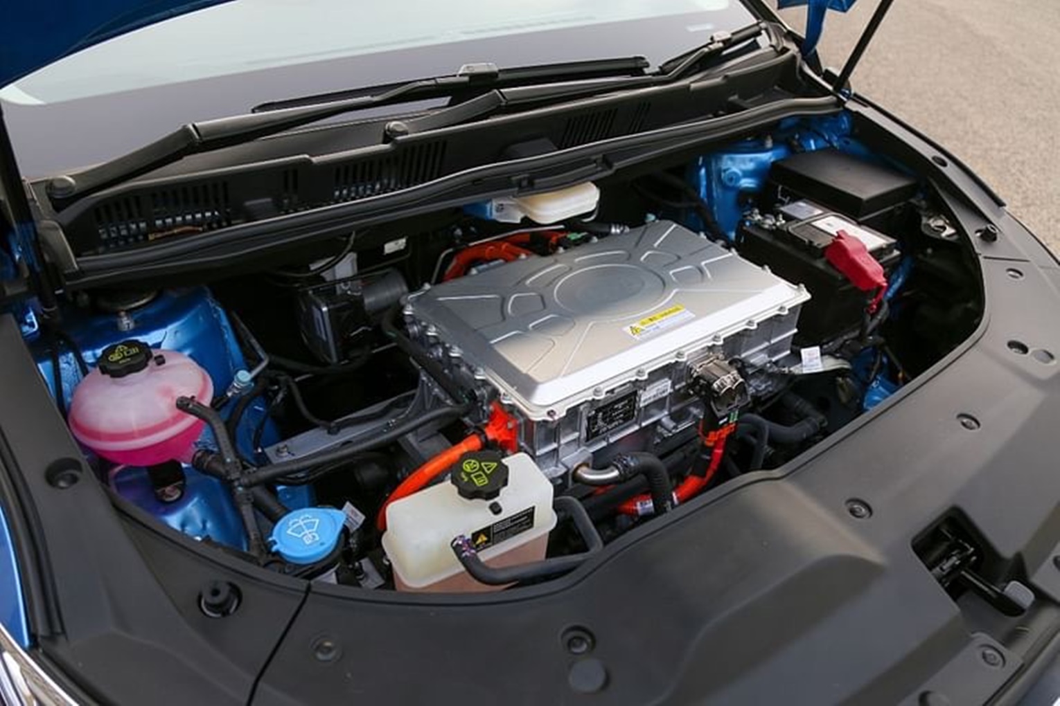 รูปภาพ บีวายดี BYD e6 EV ปี 2023