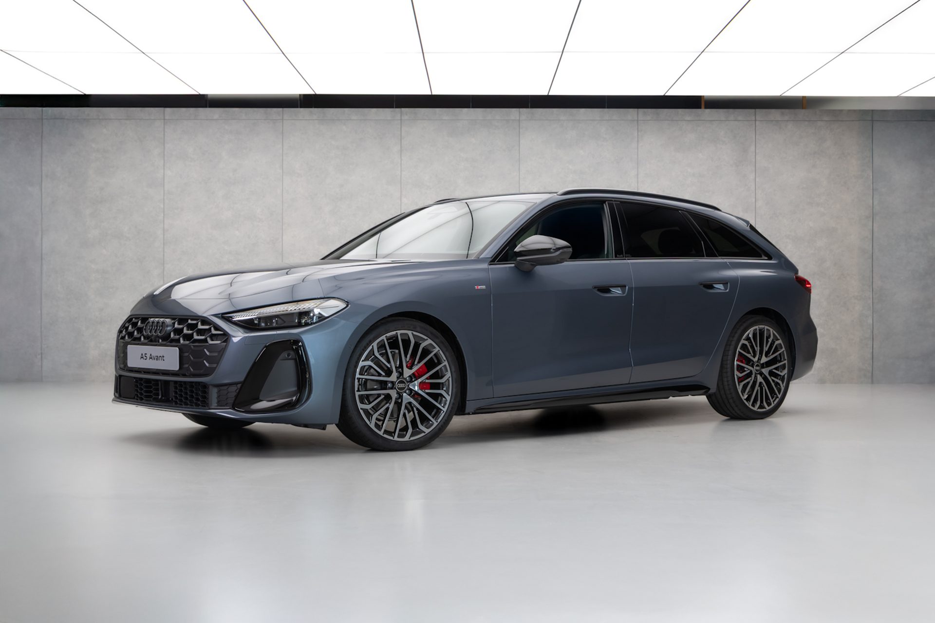 รูปภาพ อาวดี้ Audi A5 Avant TFSI e quattro Tech Pro ปี 2025