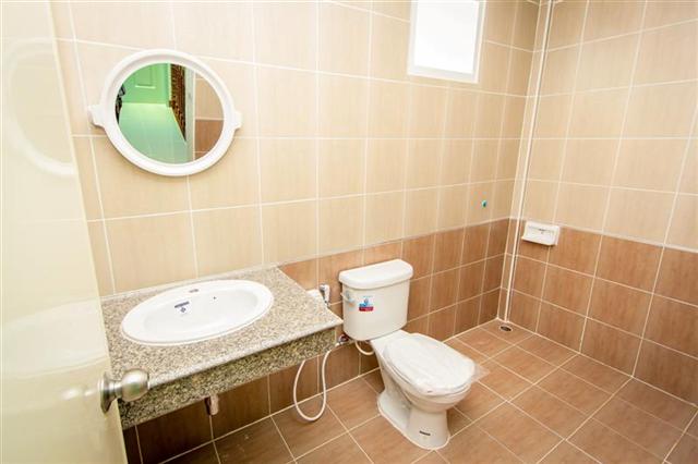 รูปภาพ บัวทองธานี (Buathong Thani)