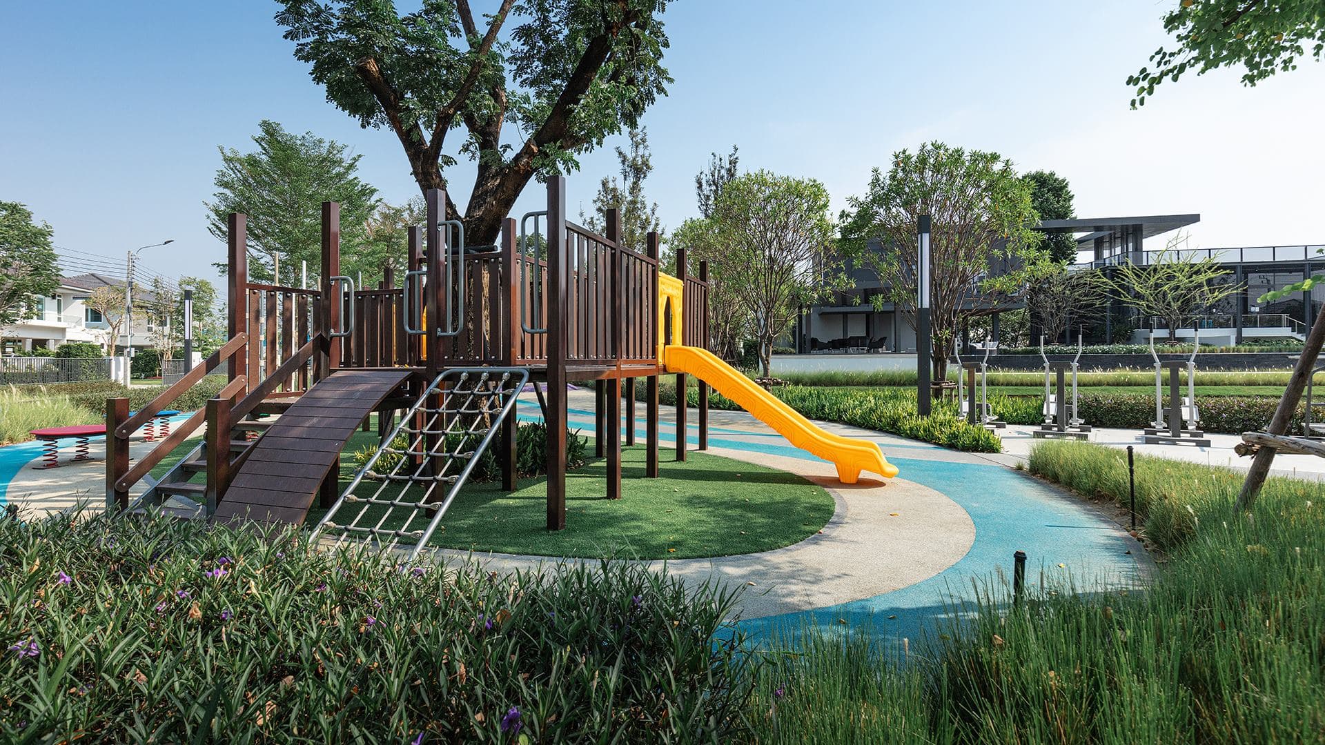 รูปภาพ มัณฑนา บางนา - วงแหวน (Mantana Bangna - Wongwaen)