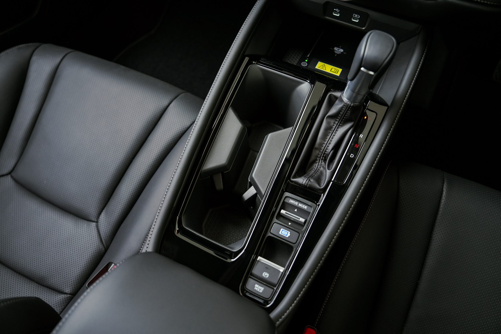 รูปภาพ ฮอนด้า Honda Accord e:HEV E ปี 2025