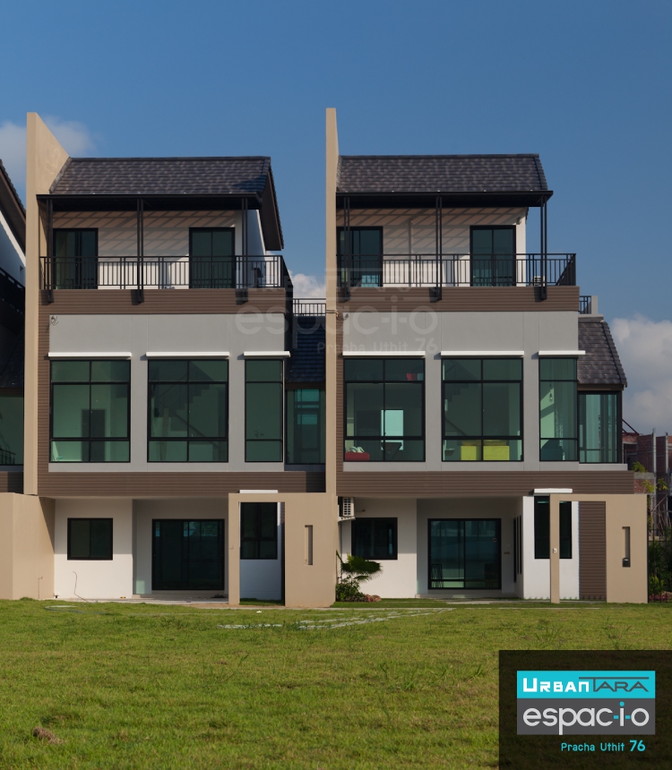 รูปภาพ เออเบิร์นธารา เอสพาสิโอ ประชาอุทิศ 76 (UrbanTara espac-i-o Pracha-uthit 76)