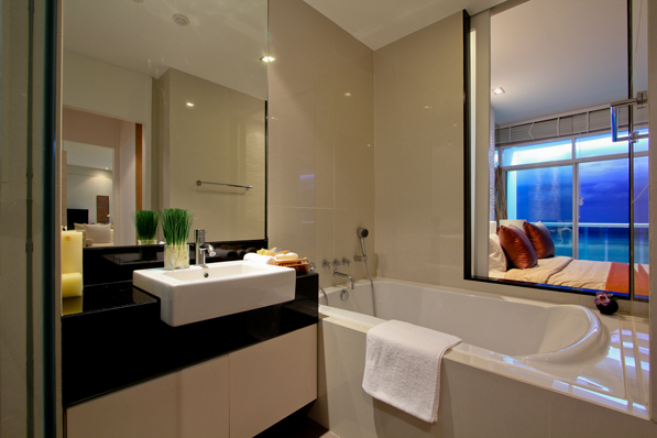 รูปภาพ โมเวนพิค ไวท์แซนด์บีช พัทยา (Movenpick Whites Sand Beach Pattaya)