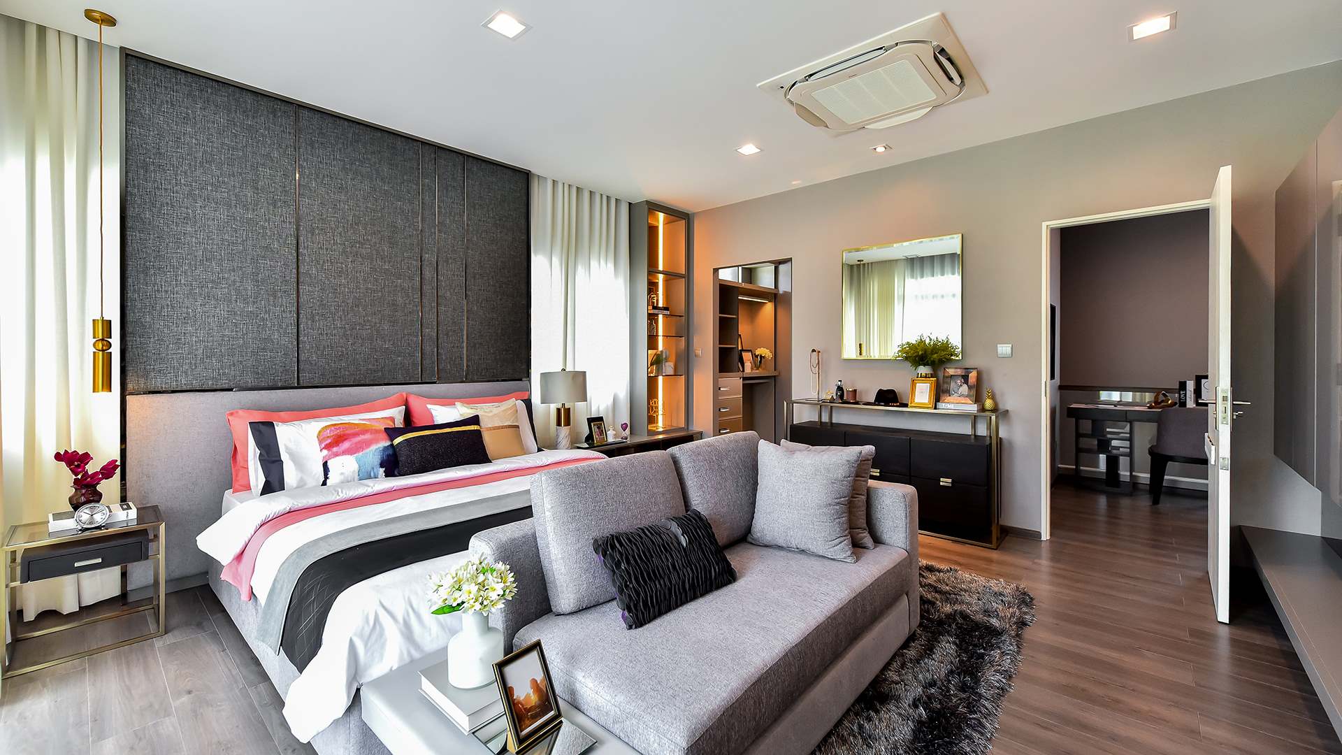 รูปภาพ มัณฑนา มอเตอร์เวย์ - กรุงเทพกรีฑาตัดใหม่ (Mantana Motorway - Krungthepkreethatadmai)