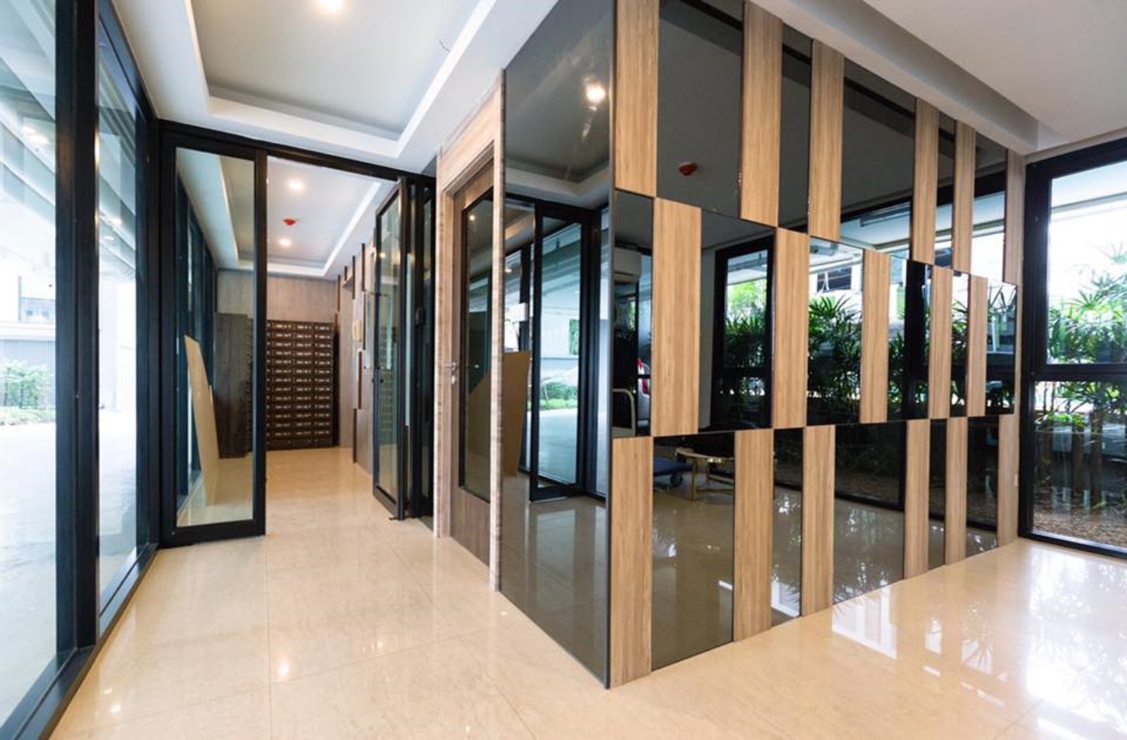 รูปภาพ เดอะ ทีค พัฒนาการ-ทองหล่อ (The Teak Phattanakarn-Thonglor)