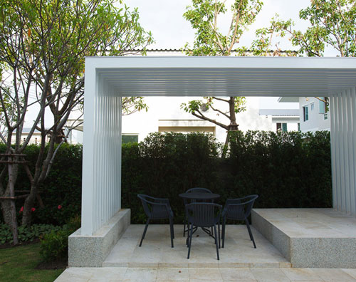 รูปภาพ ฮาบิเทีย โมทีฟ ปัญญาอินทรา (Habitia Motif Panyaindra)