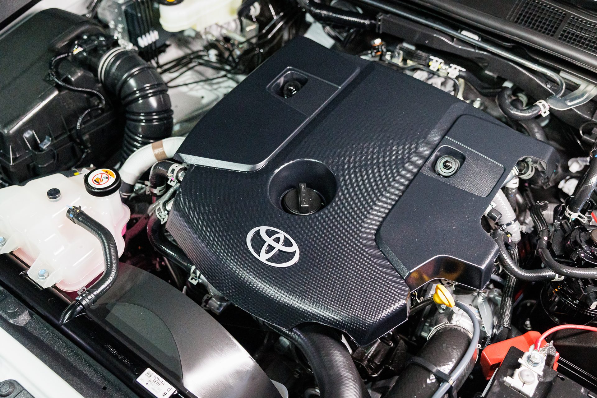 รูปภาพ โตโยต้า Toyota Hilux Travo Double Cab Prerunner 2.8 Overland AT ปี 2025