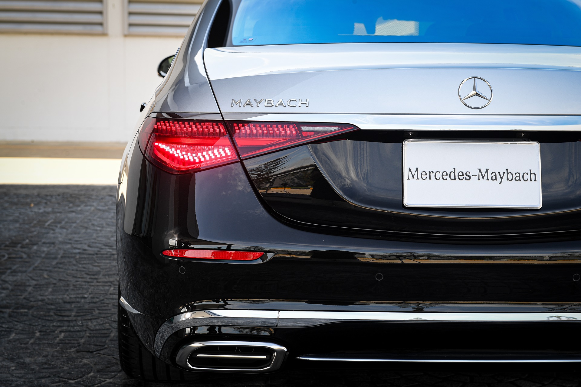 รูปภาพ เมอร์เซเดส-เบนซ์ Mercedes-benz Maybach S 580 e Premium ปี 2023