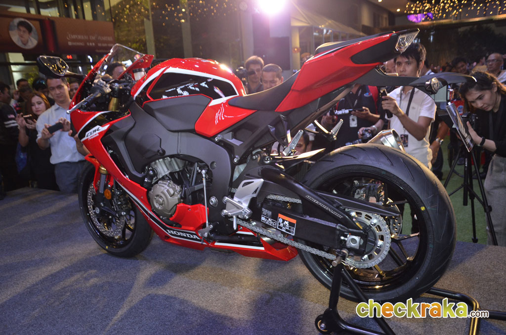 รูปภาพ ฮอนด้า Honda CBR 1000RR ABS ปี 2017