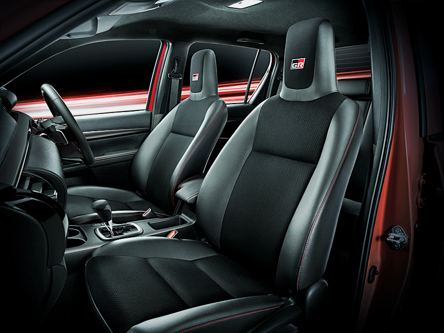 รูปภาพ โตโยต้า Toyota Revo GR Sport 2.8 AT Lo-Floor ปี 2022