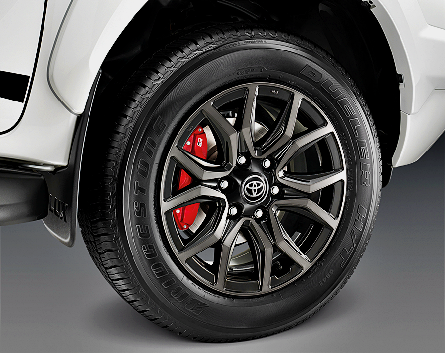 รูปภาพ โตโยต้า Toyota Revo GR Sport 2.8 AT Hi-Floor 4X4 ปี 2022