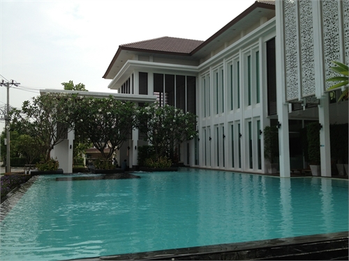 รูปภาพ เซนโทร วัชรพล (Centro Watcharaphol)