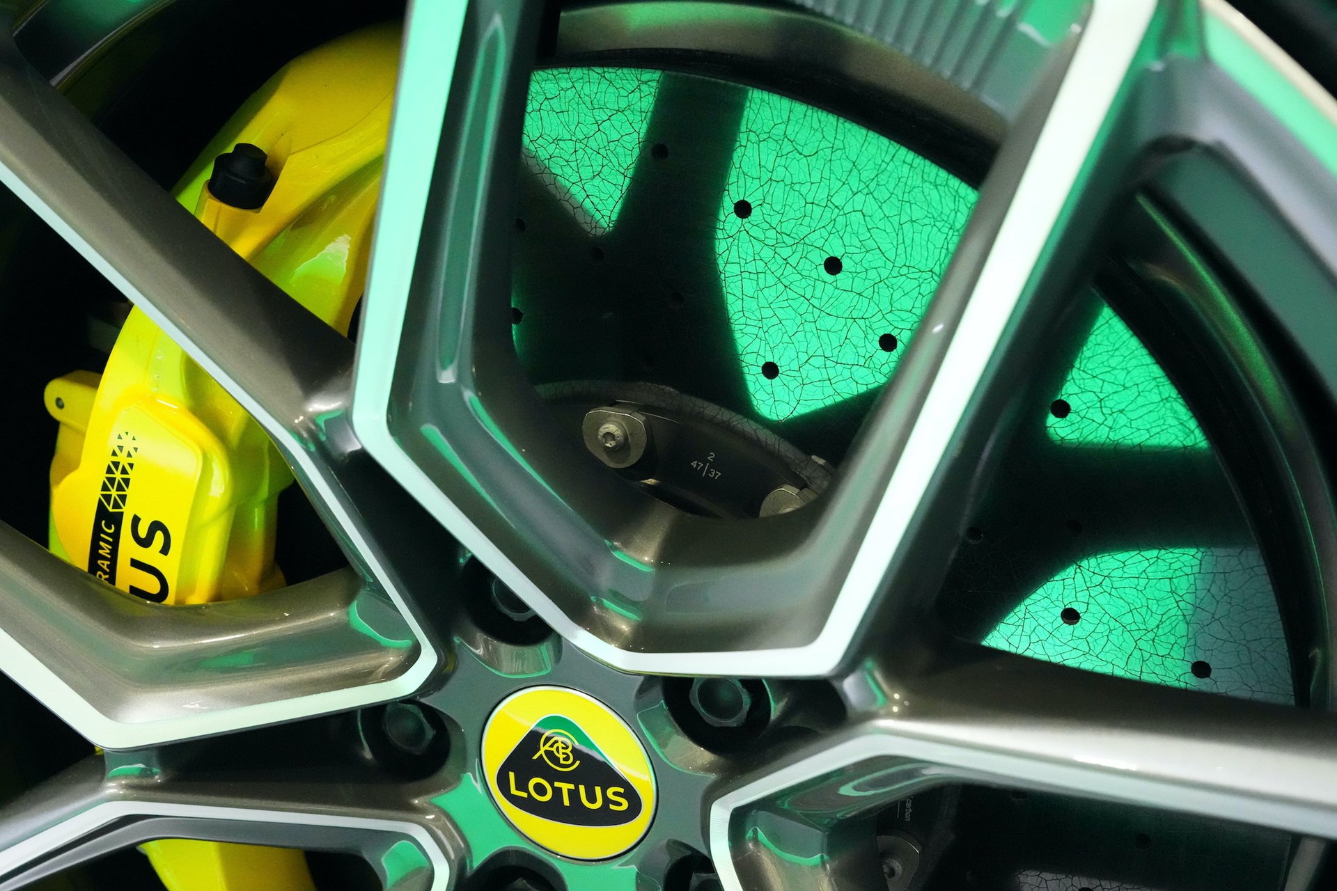 รูปภาพ โลตัส Lotus Emeya 600 GT SE ปี 2026