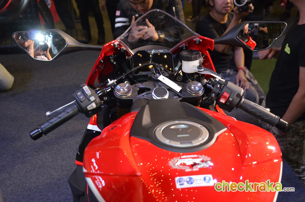 รูปภาพ ฮอนด้า Honda CBR 1000RR ABS ปี 2017