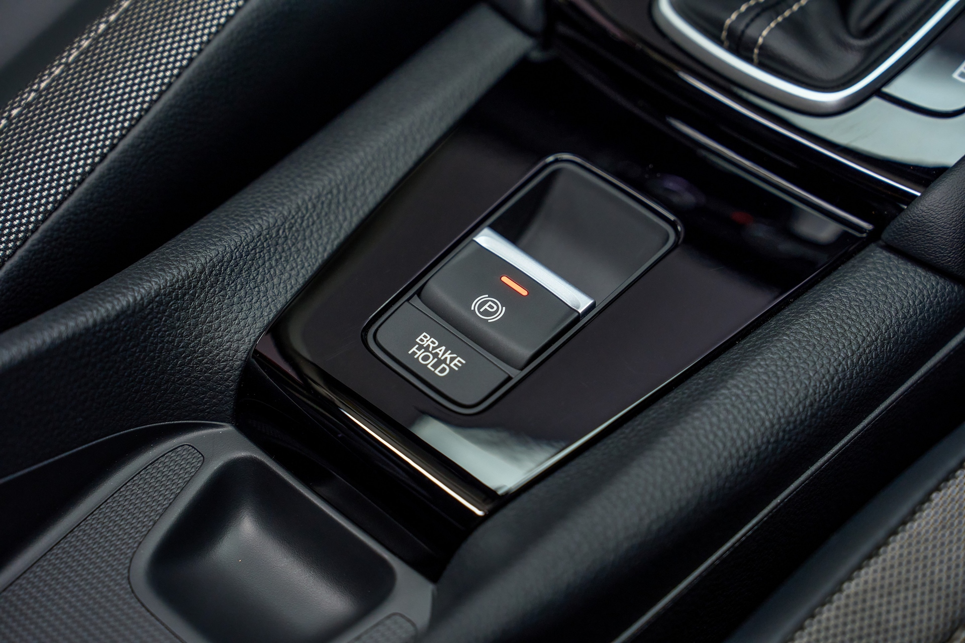 รูปภาพ ฮอนด้า Honda City Hatchback e:HEV SV ปี 2024