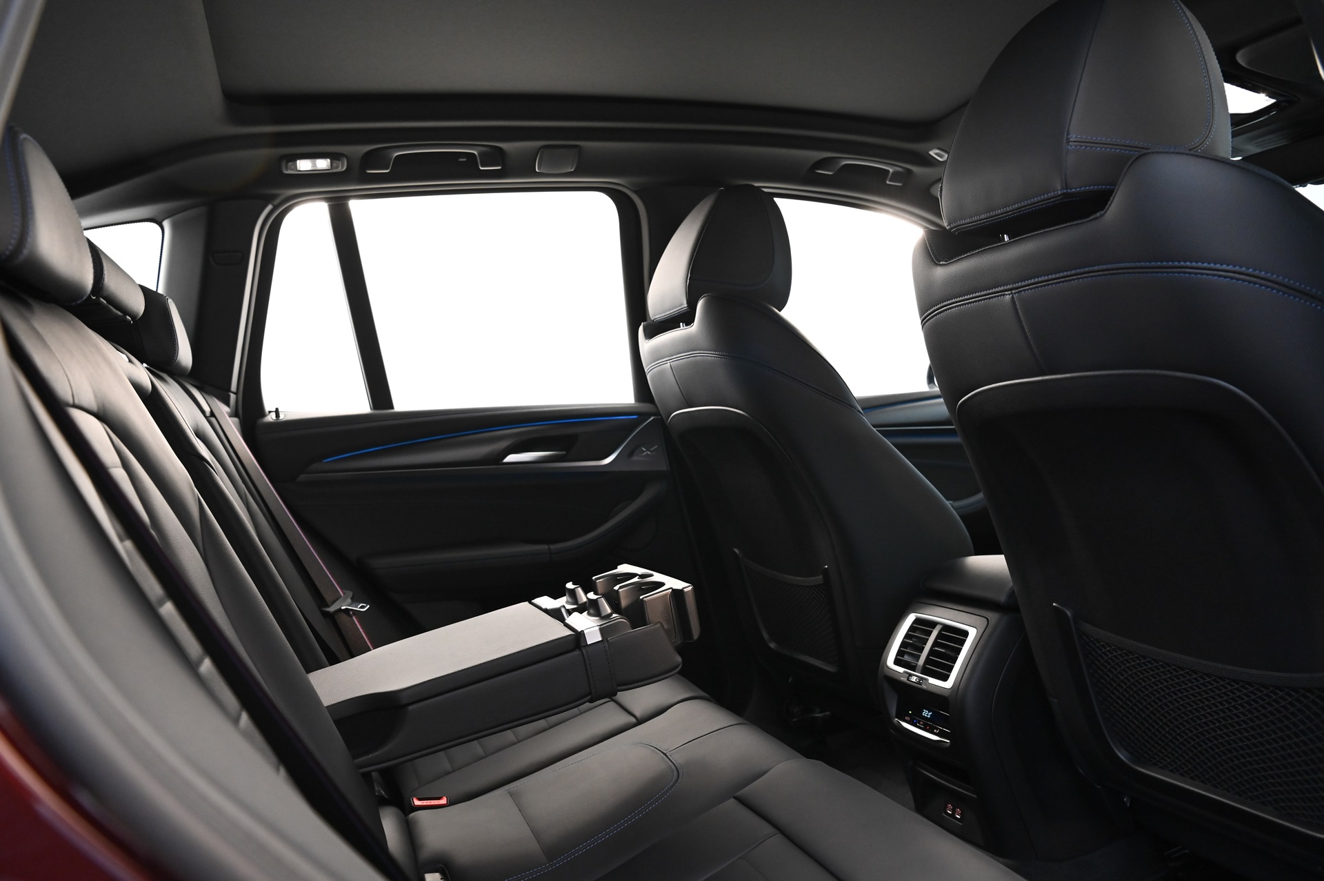 รูปภาพ บีเอ็มดับเบิลยู BMW i iX3 M Sport Pro ปี 2023