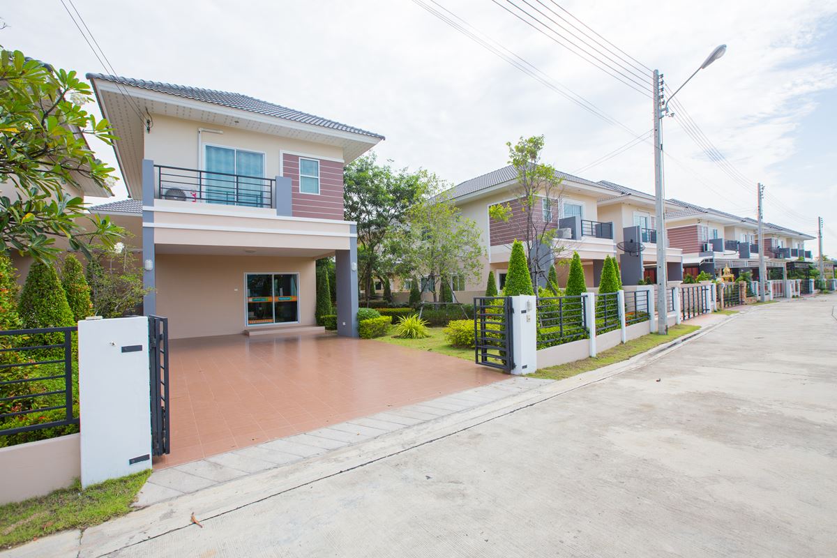 รูปภาพ มณีรินทร์ วิลเลจ บางพระ (Maneerin Village Bangpra)