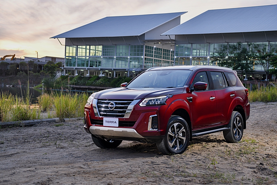 รูปภาพ นิสสัน Nissan Terra 2.3 VL 2WD 7AT MY2022 ปี 2021