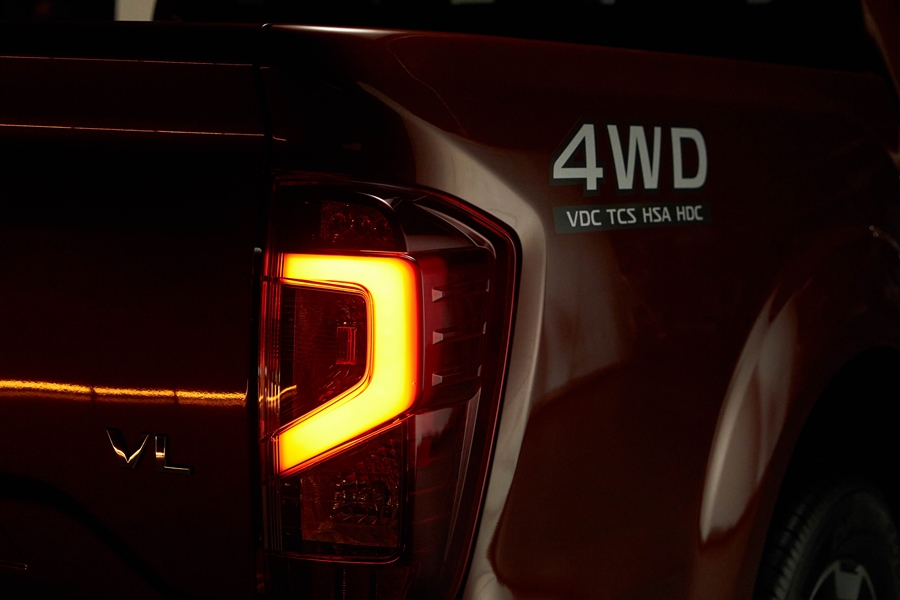 รูปภาพ นิสสัน Nissan Navara Double Cab 4WD VL 7AT ปี 2021