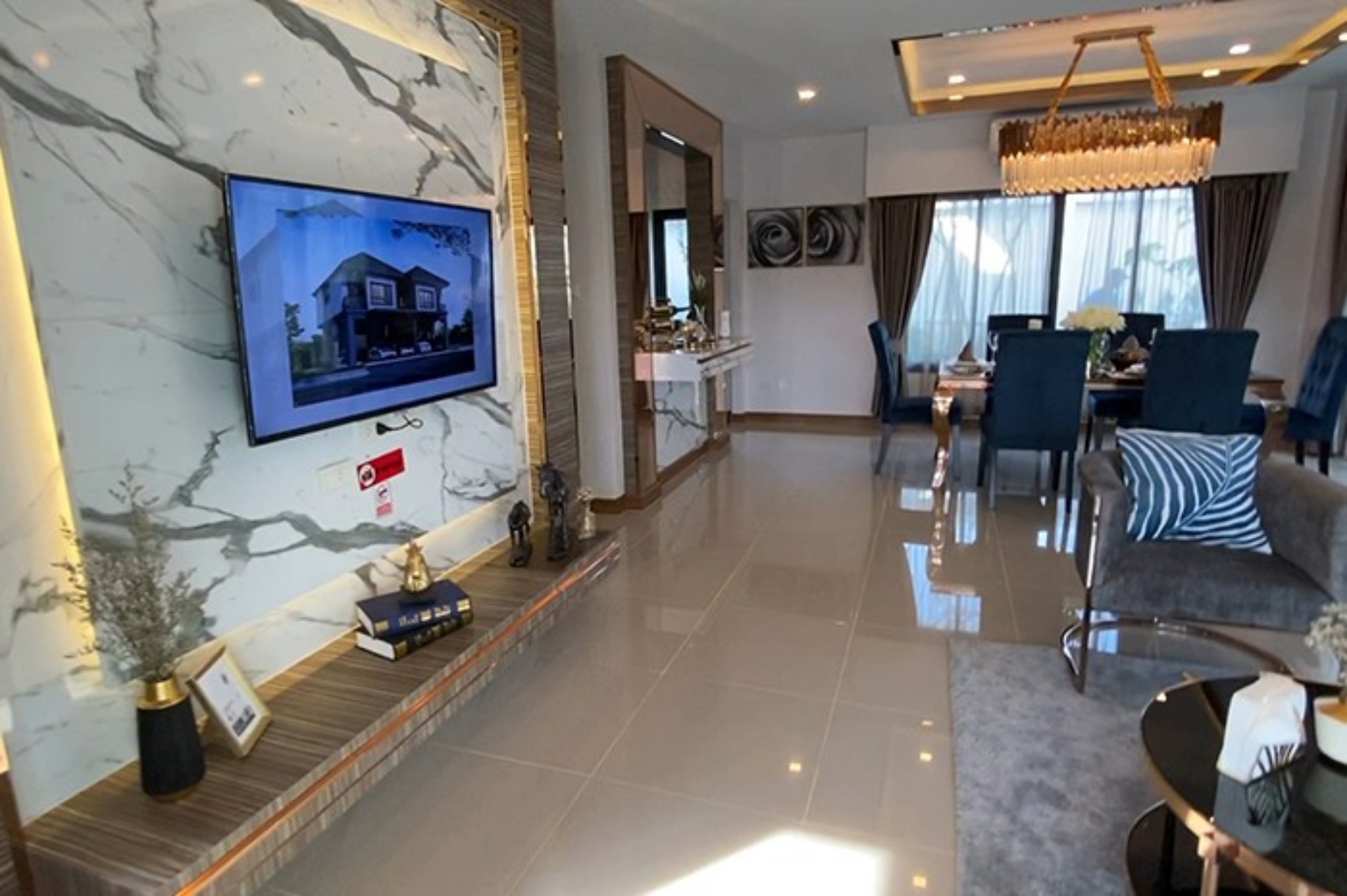 รูปภาพ เดอะ นิว ไลฟ์ แอท พัฒนา 3 (The New Life at Phatthana 3)