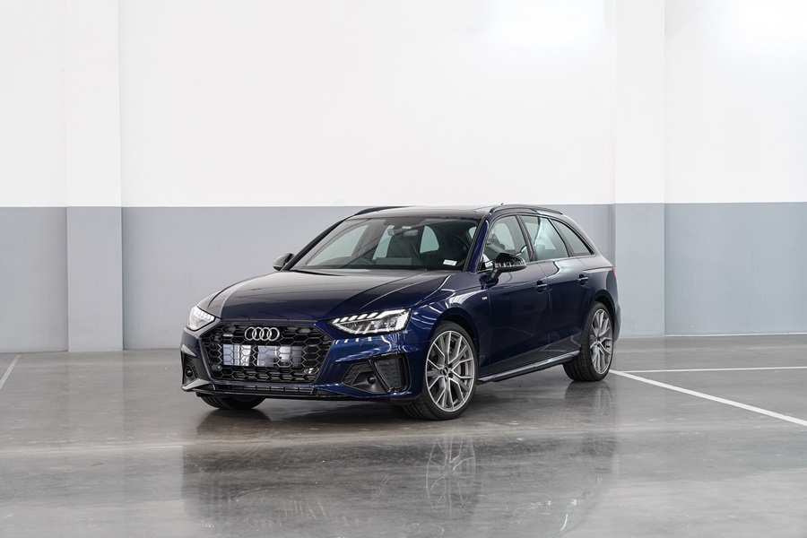 รูปภาพ อาวดี้ Audi A4 Avant 45 TFSI quattro S line Black Edition ปี 2020