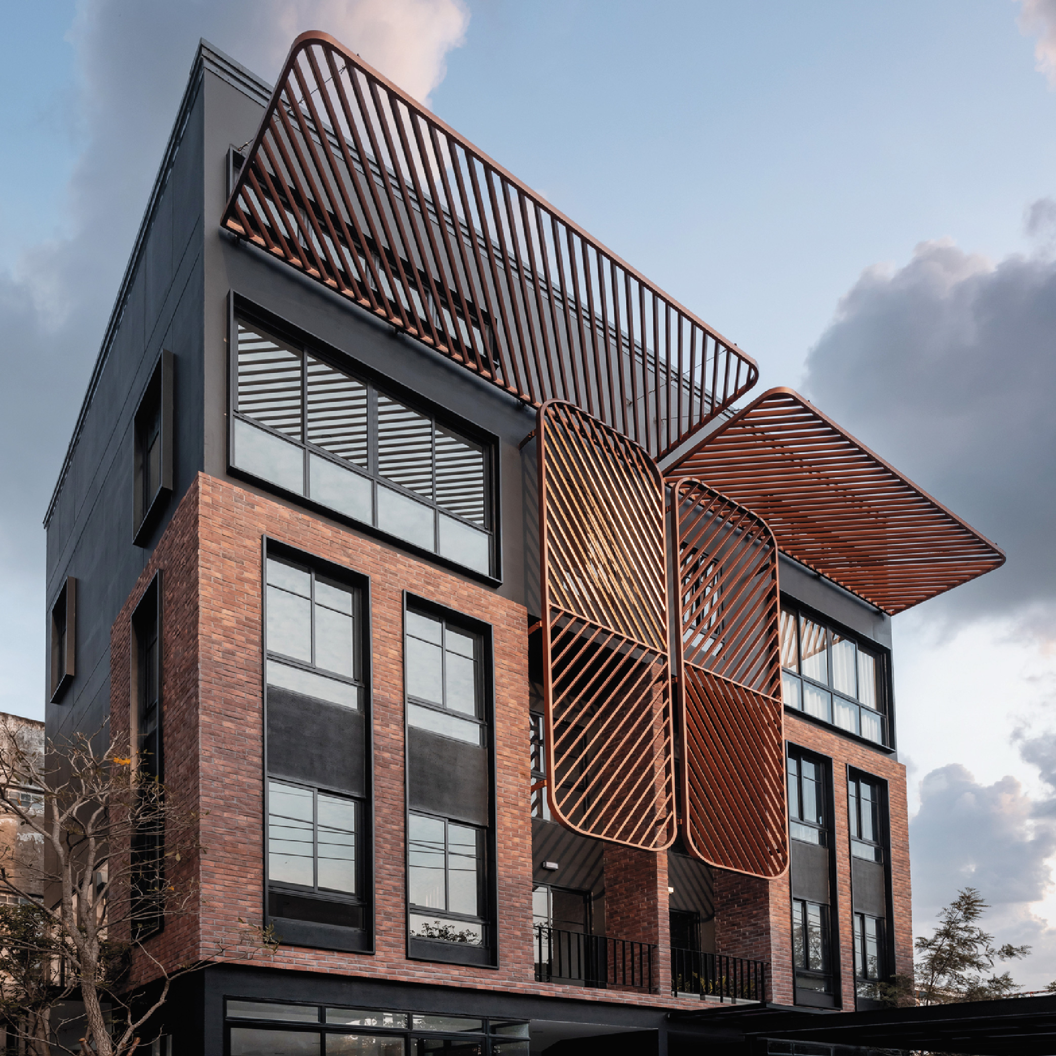 รูปภาพ บริทลอฟท์ เกษตร - พหล (Britloft Kaset - Phahon)