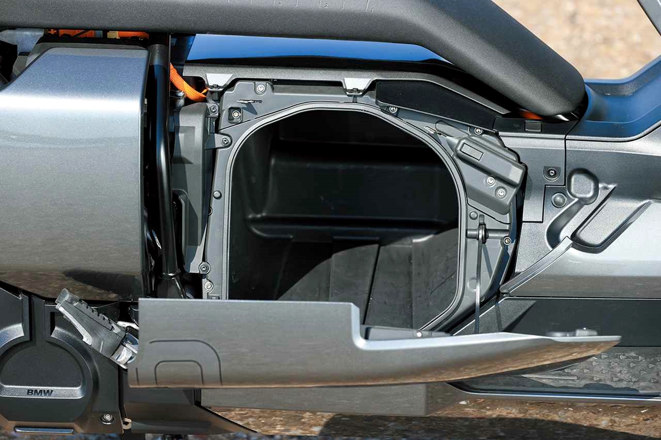 รูปภาพ บีเอ็มดับเบิลยู BMW CE 04 ปี 2022