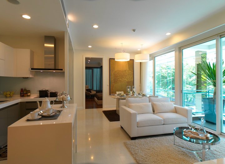 รูปภาพ คิว หลังสวน (Q Langsuan)