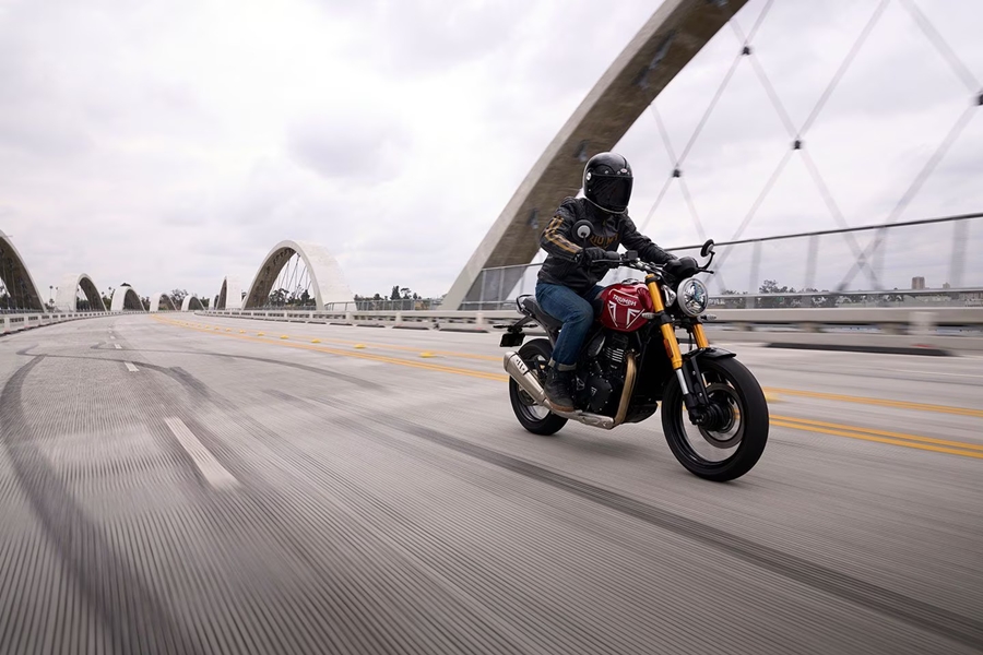 รูปภาพ ไทรอัมพ์ Triumph Speed twin 900 ปี 2023