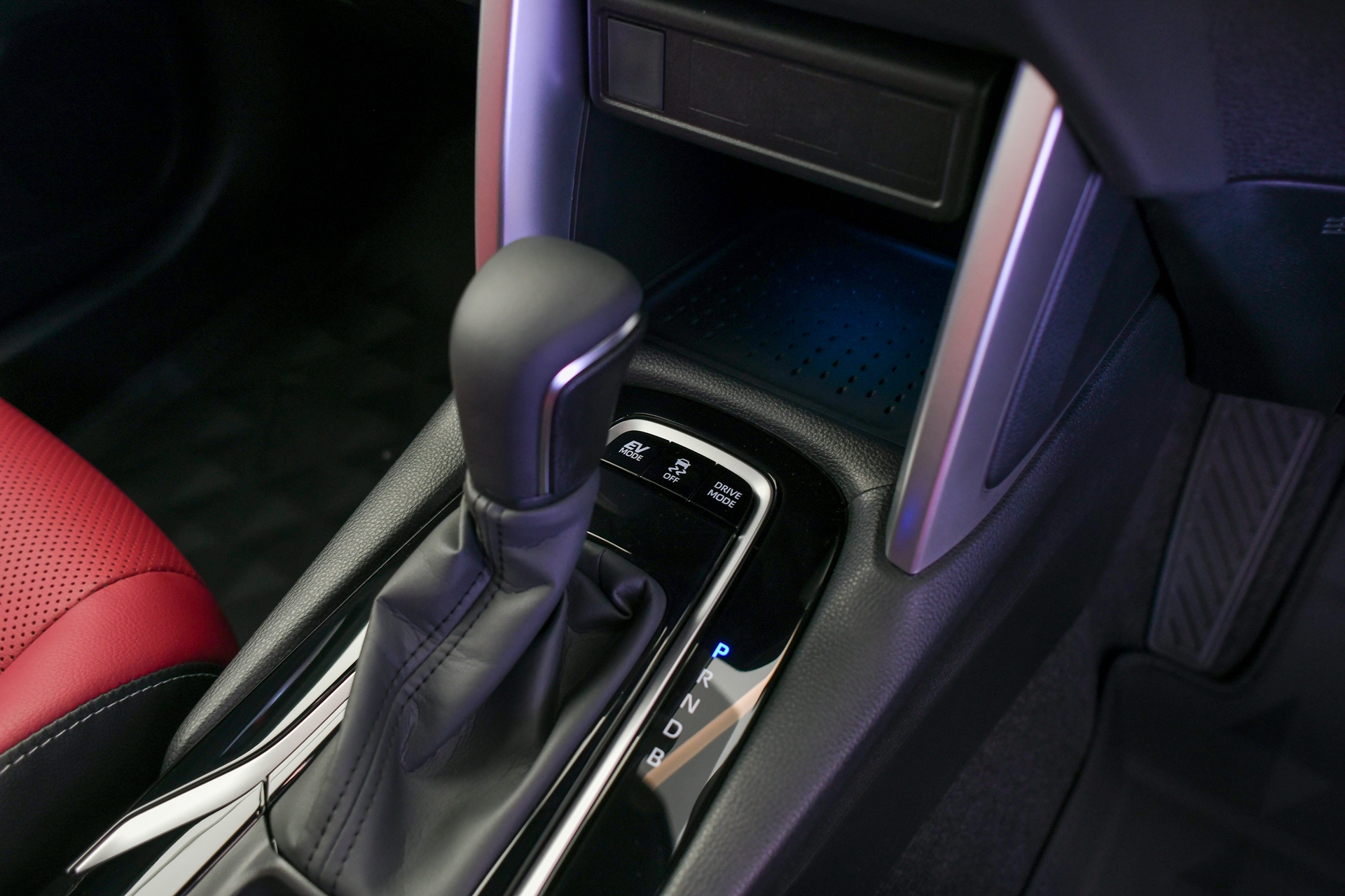 รูปภาพ โตโยต้า Toyota Corolla Cross HEV Premium ปี 2024