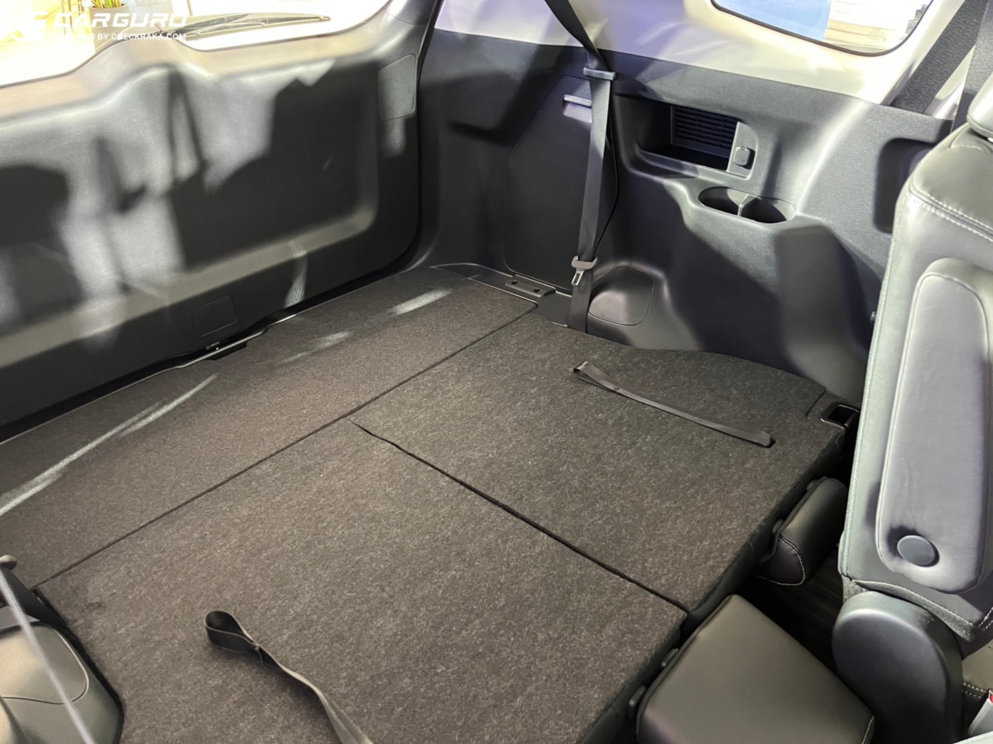 รูปภาพ โตโยต้า Toyota Innova Zenix 2.0 HEV Smart ปี 2023