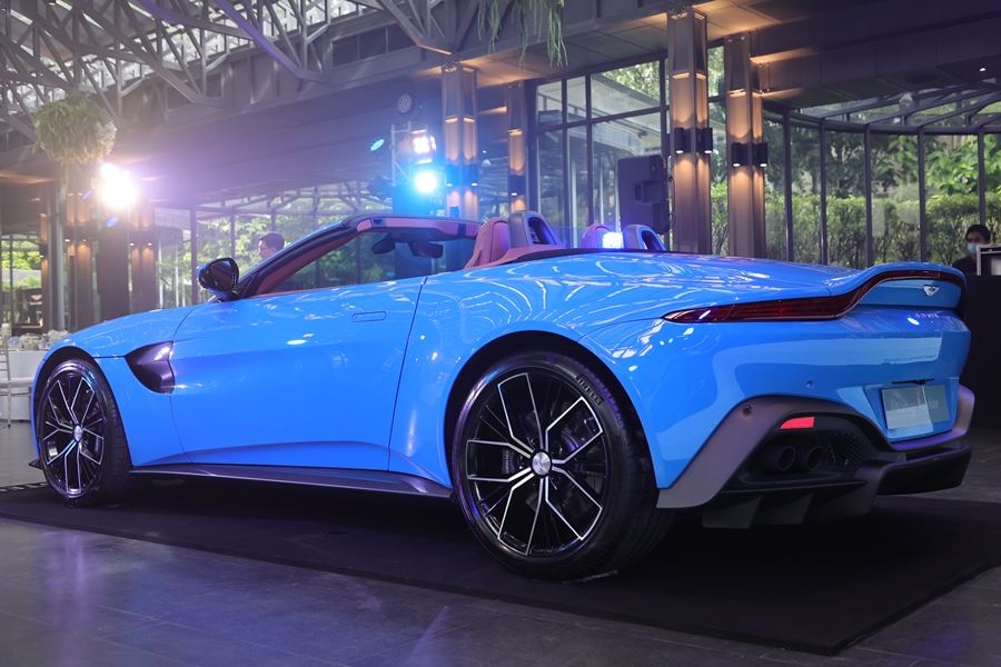รูปภาพ แอสตัน มาร์ติน Aston Martin Vantage Roadster ปี 2021