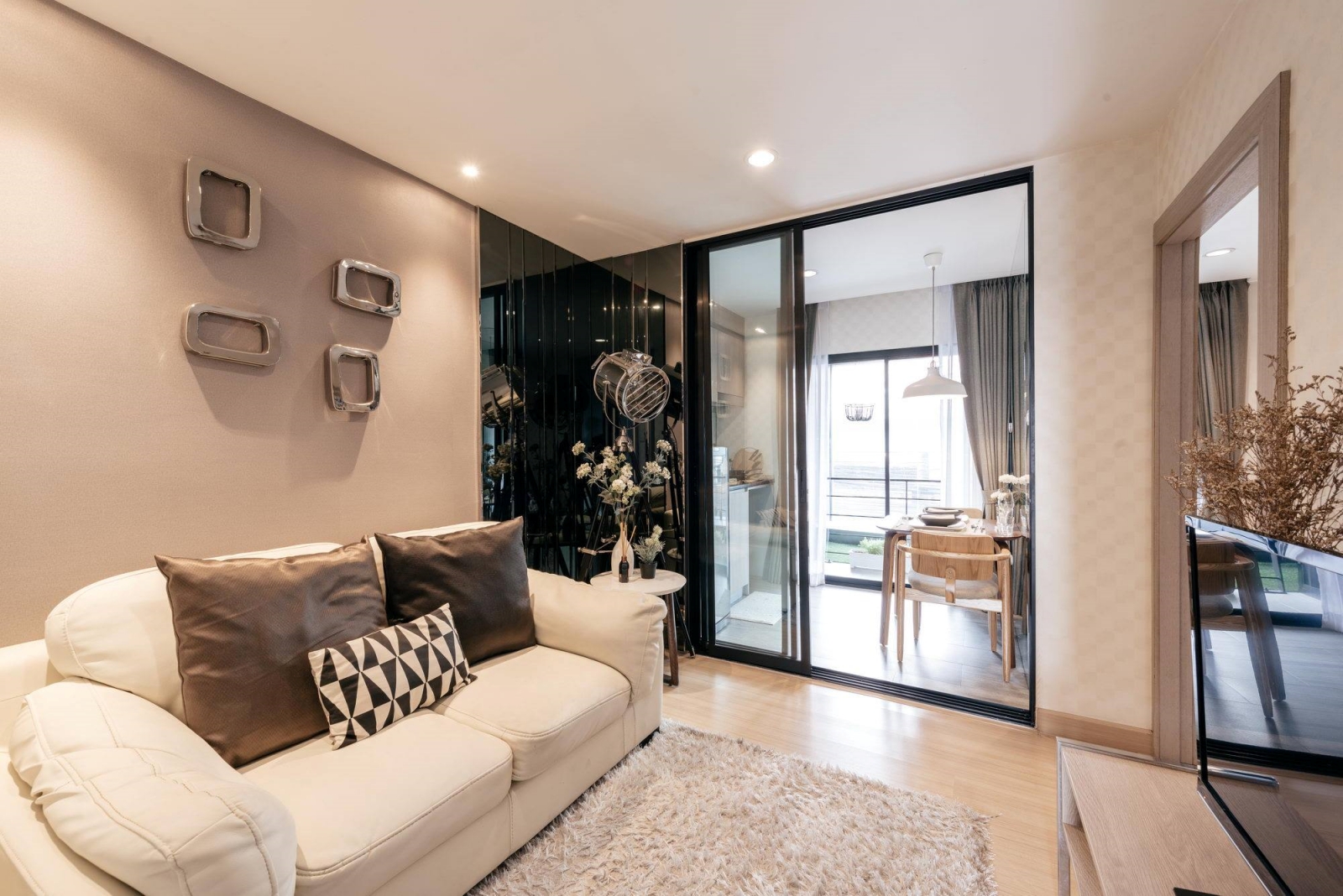 รูปภาพ เดอะ ทีค พัฒนาการ-ทองหล่อ (The Teak Phattanakarn-Thonglor)