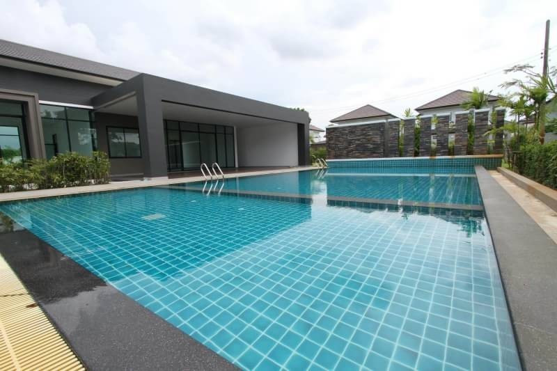 รูปภาพ โกลเด้นปาร์ค ศรีราชา (Golden Park Sriracha)