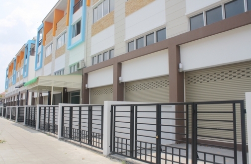 รูปภาพ เทรนดี้ ธารา รามคำแหง (Trendy Tara RamKhamheang)