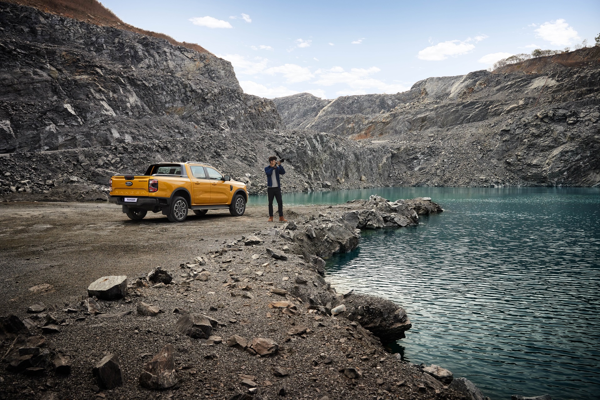 รูปภาพ ฟอร์ด Ford Ranger Double Cab Wildtrak 3.0L V6 Turbo 4WD 10AT ปี 2024