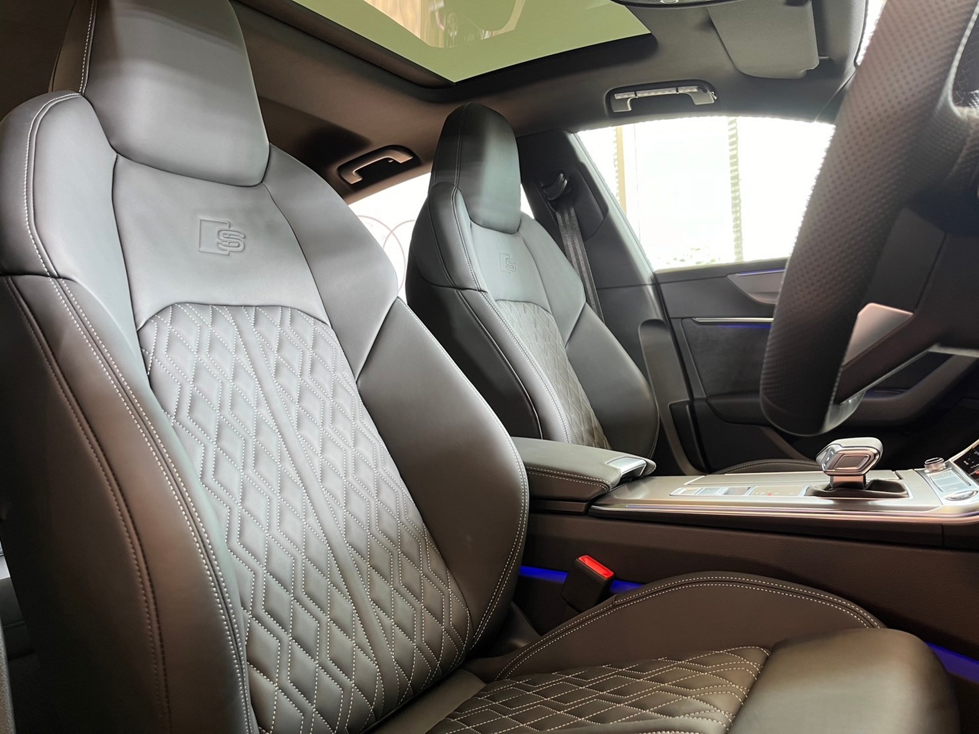 รูปภาพ อาวดี้ Audi A7 Sportback 55 TFSI e quattro S line ปี 2023