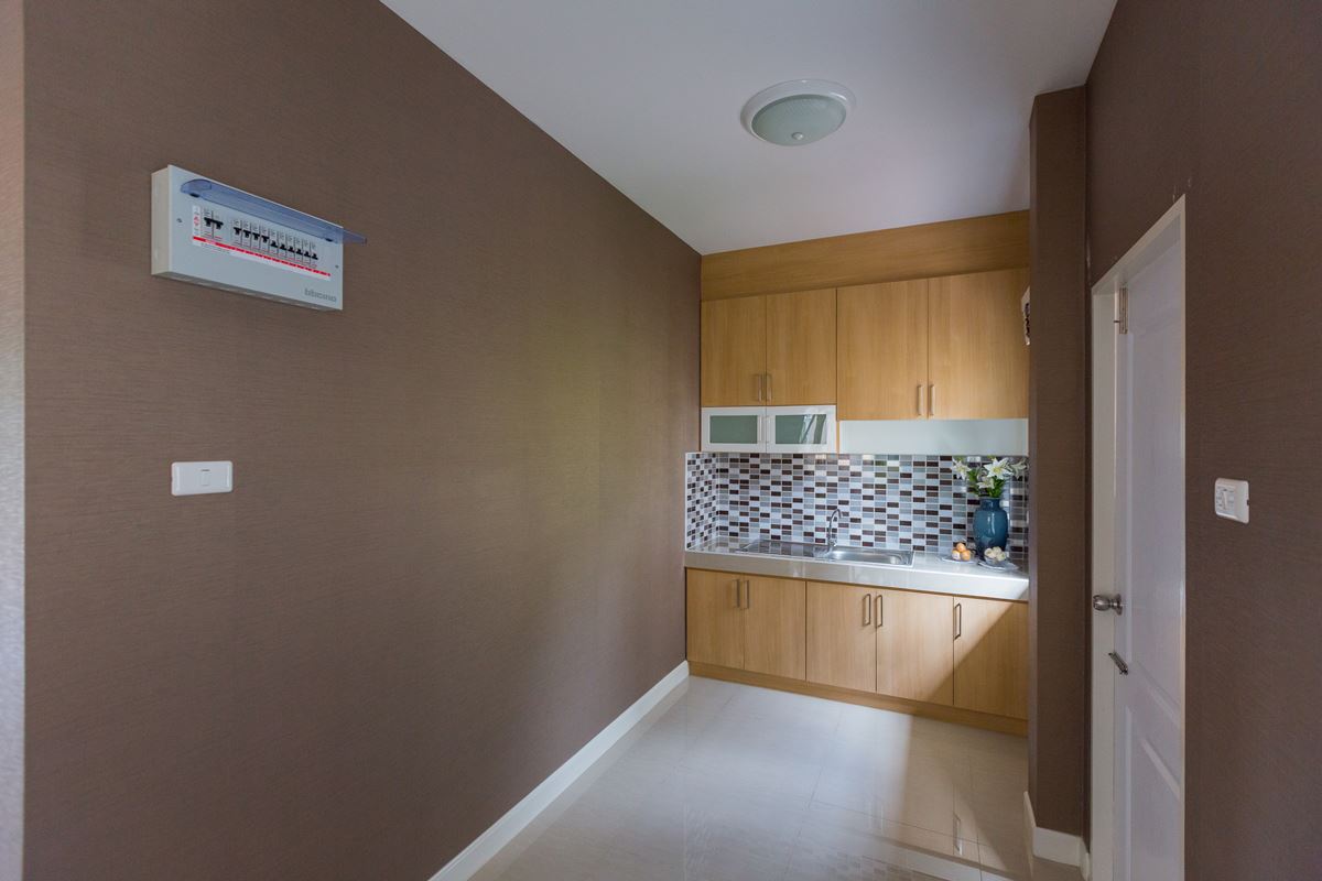 รูปภาพ มณีรินทร์ วิลเลจ บางพระ (Maneerin Village Bangpra)