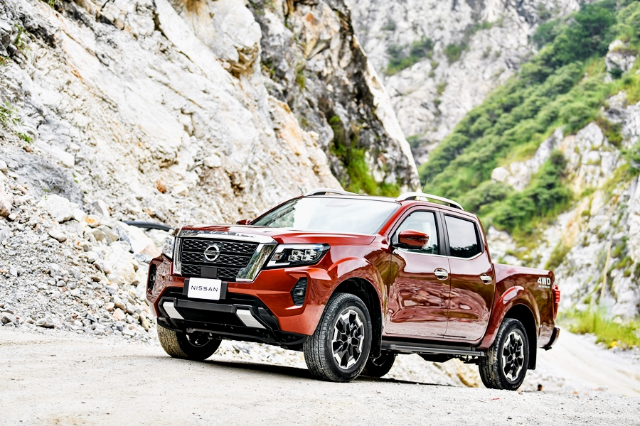รูปภาพ นิสสัน Nissan Navara Double Cab CALIBRE E 7AT MY20 ปี 2020
