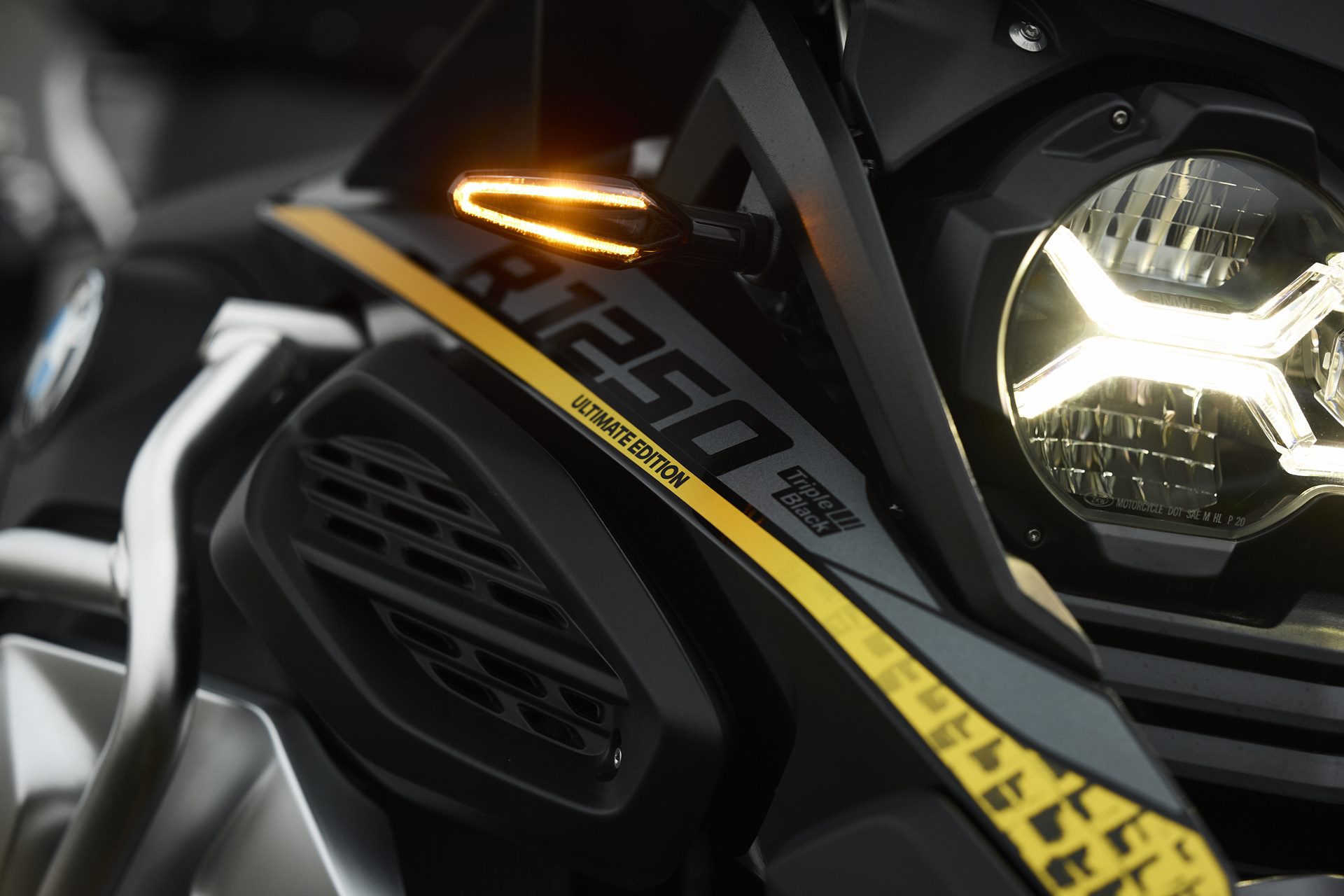 รูปภาพ บีเอ็มดับเบิลยู BMW R 1250 GS Adventure (Ultimate Edition) ปี 2024