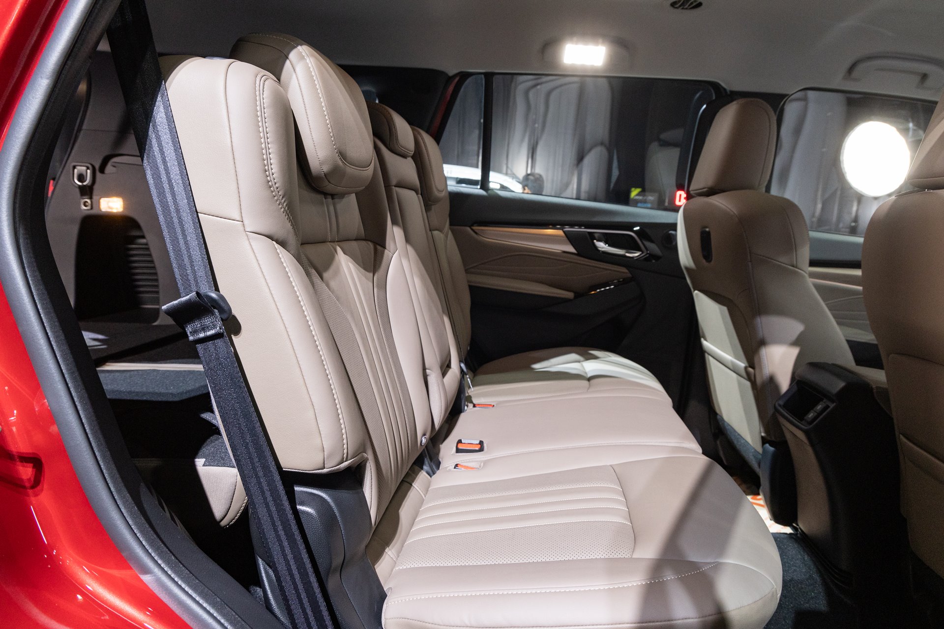 รูปภาพ อีซูซุ Isuzu MU-X 4x2 3.0 Ultimate A/T ปี 2024