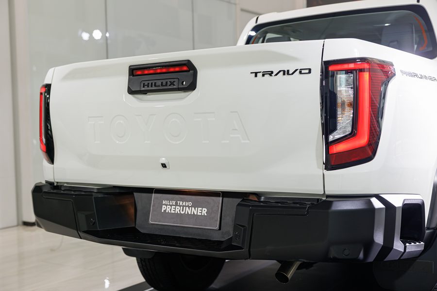 รูปภาพ โตโยต้า Toyota Hilux Travo Double Cab Prerunner 2.8 Smart MT ปี 2025