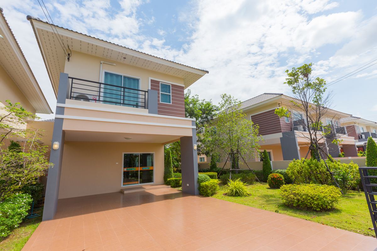 รูปภาพ มณีรินทร์ วิลเลจ บางพระ (Maneerin Village Bangpra)