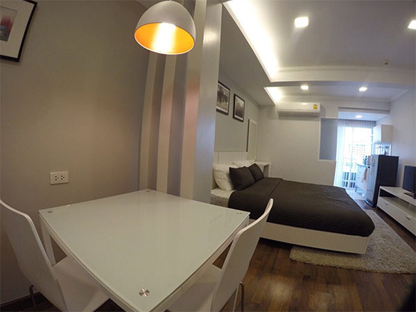 รูปภาพ ฟลอเรส สาทร เรสซิเด้นซ์ (Flawless Sathorn Residence Condo)