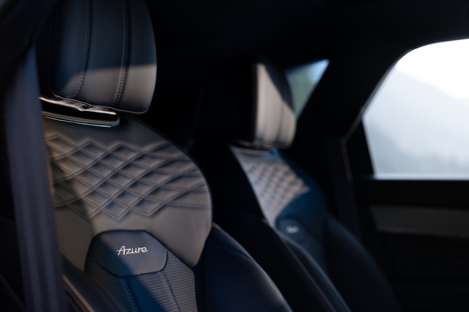 รูปภาพ เบนท์ลี่ย์ Bentley Bentayga EWB Azure ปี 2023