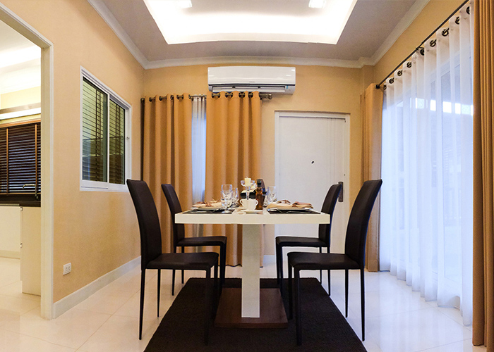 รูปภาพ รัชชา นครอินทร์ (Ratcha Nakornin)