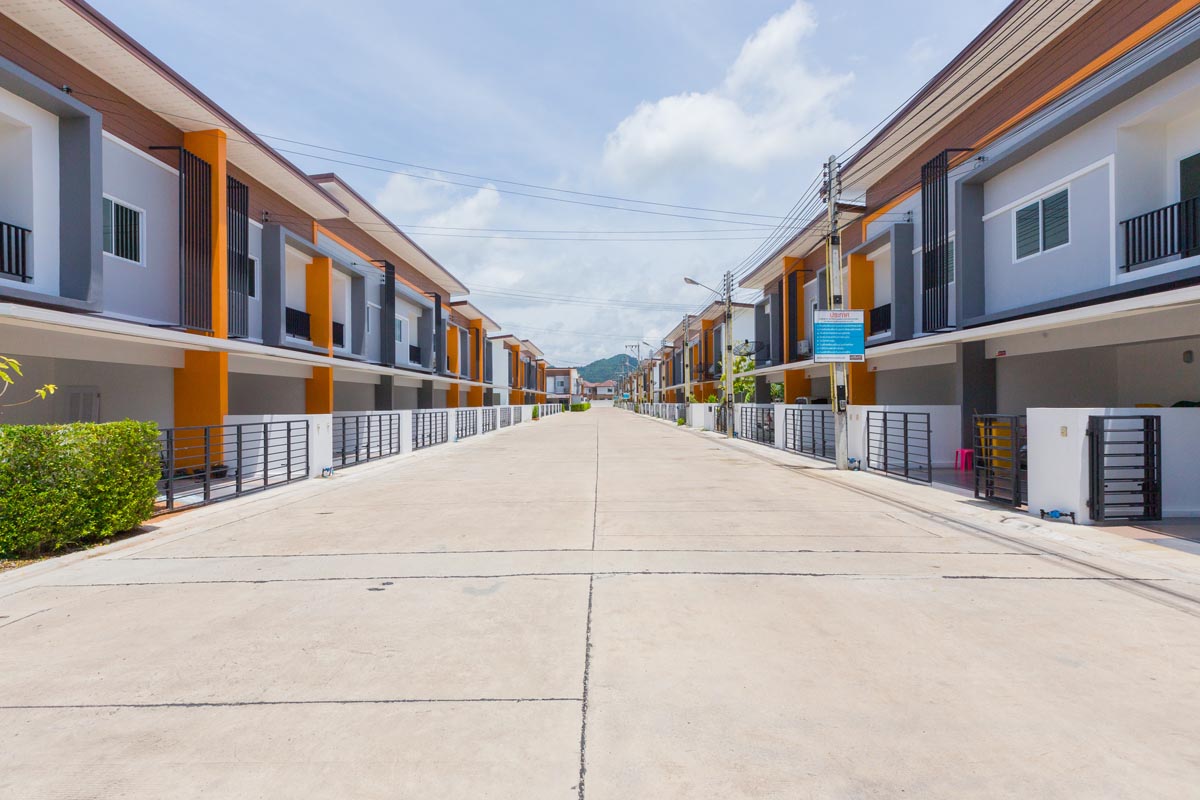 รูปภาพ มณีรินทร์ โมเดิร์นโฮม บางพระ (Maneerin Modernhome Bangphra)