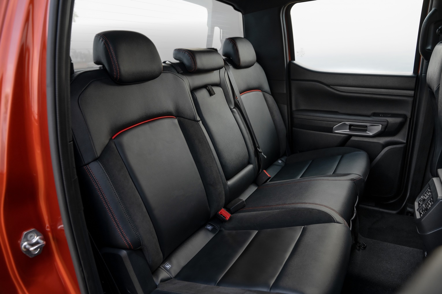 รูปภาพ ฟอร์ด Ford Ranger Double Cab Ranger Stormtrak 2.0L Bi-Turbo HR 4x4 10AT ปี 2023