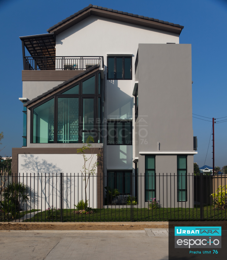 รูปภาพ เออเบิร์นธารา เอสพาสิโอ ประชาอุทิศ 76 (UrbanTara espac-i-o Pracha-uthit 76)